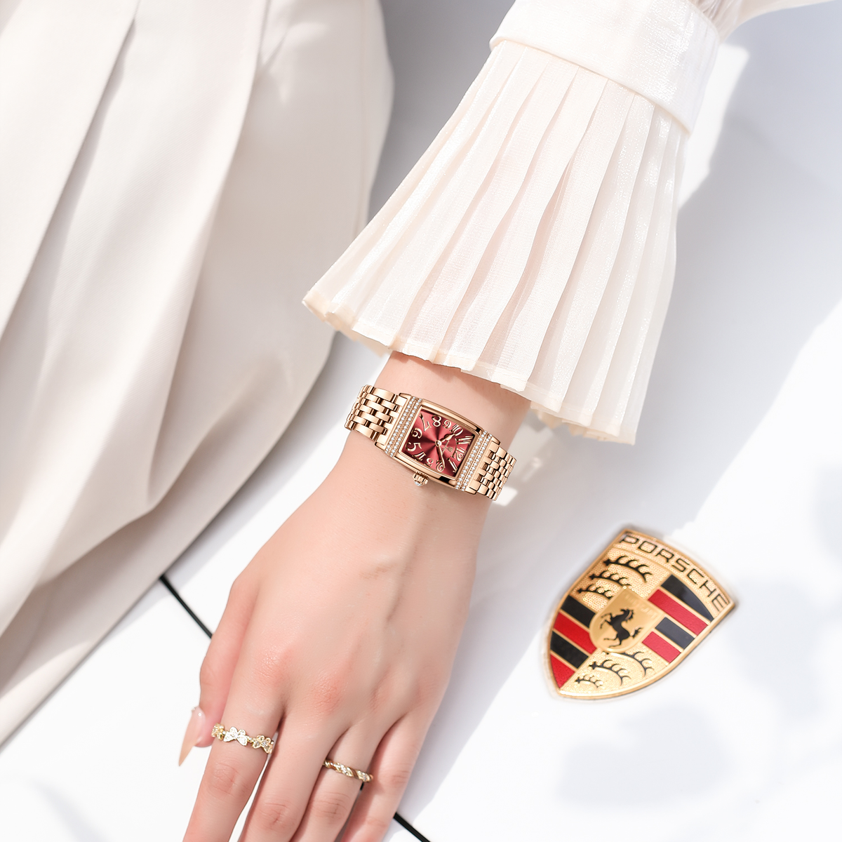 Poedagar Womens Luxury Watch