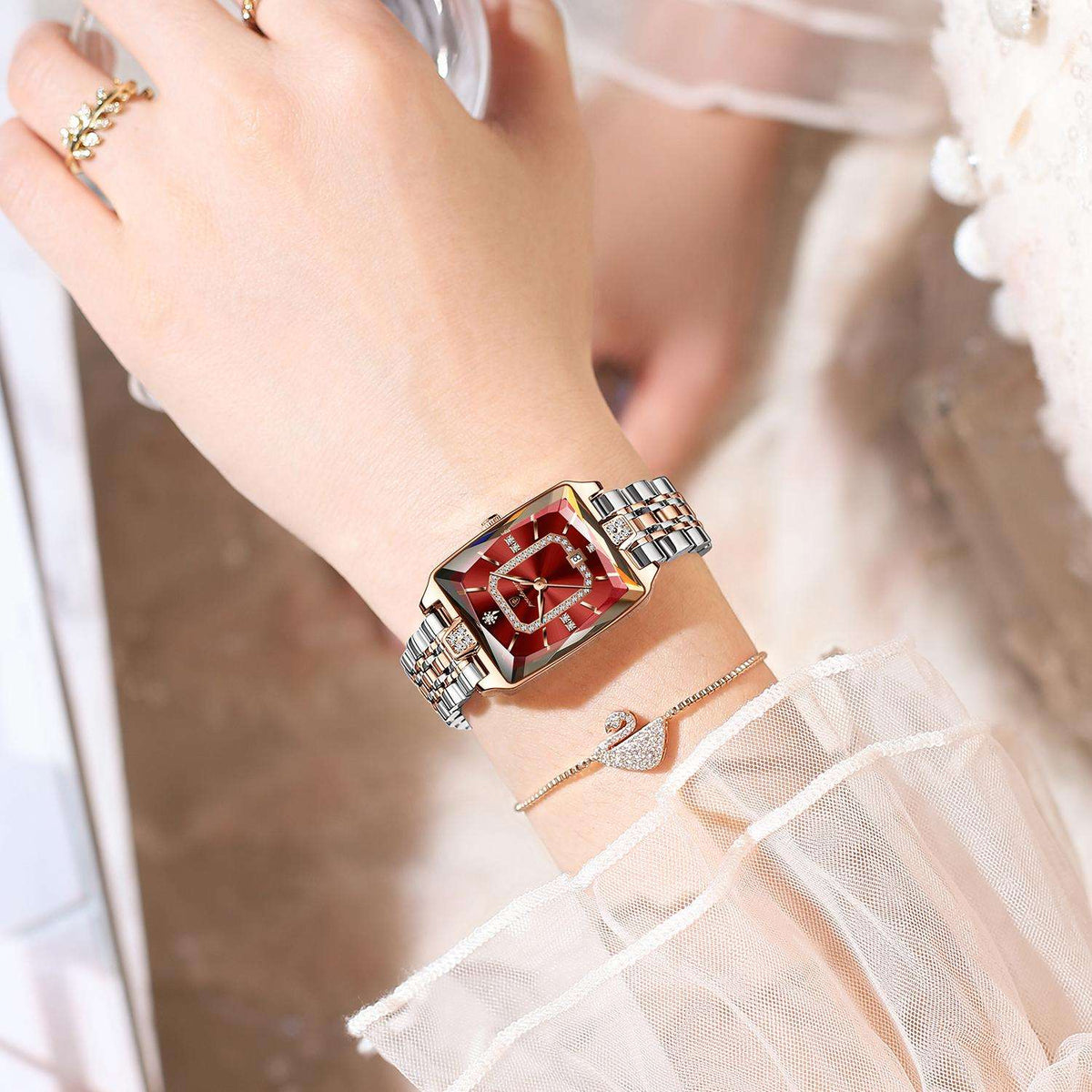 Poedagar Luxury Elegant Women Watch